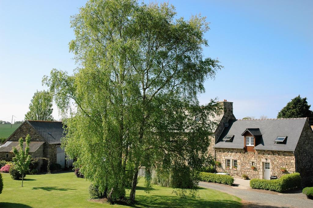 Gite De Kervoas Vila Lézardrieux Exterior foto